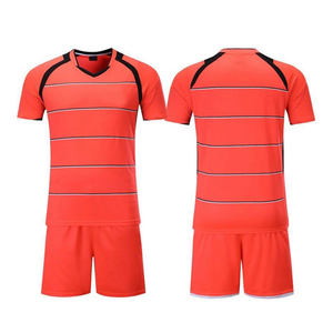 Uniforme de fútbol personalizado, camiseta de fútbol con impresión por sublimación y ropa de entrenamiento juvenil de fútbol corto - Product Image 4