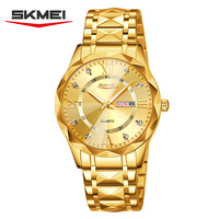 Montre pour homme OEM/ODM de luxe, style business, mouvement à quartz antique, boîtier en alliage de zinc, bracelet en acier inoxydable de 41 mm, résistance à l'eau 3 BAR