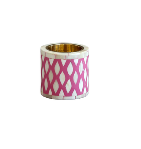 Porte-bougie et support à bougie en nacre, design lumineux, idéal pour la décoration intérieure et les décorations festives. - Product Image 1