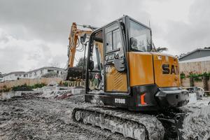 Excavatrice/pelle SANY 1.9T à bras zéro, neuve et prête à travailler ! Polyvalent et compact avec composants de moteur et de pompe essentiels - Product Image 4