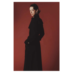 Long pardessus élégant pour femmes Techniques de broderie à la main Nouvelle tendance Double boutonnage Services ODM Vietnam Vêtements pour femmes Soie - Product Image 3