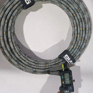 Cuerda de sierra de alambre múltiple Diabu Diamond de alta dureza, modelo OEM 5.3mmMWG para granito 5.3mm - Product Image 1