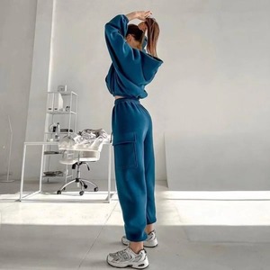 Ensemble de vêtements pour femmes deux pièces sweatshirts et pantalons à capuche personnalisés ensembles de pantalons pour femmes survêtement - Product Image 2