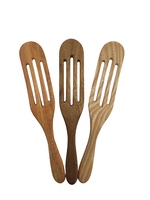 Cuillère en bois de la meilleure qualité disponible en vrac pour la cuisine et la décoration de la spatule de Blue Lotus