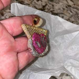 Colgante de diseño de Hip Hop de plata 925 de lujo con diamante de moissanita y bolsa de dinero helado joyería de fiesta personalizable - Product Image 2