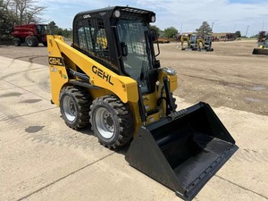 Gehl R135 2024 Mini Skid Steer <span class=keywords><strong>Loader</strong></span> 1 Ton Bucket <span class=keywords><strong>Used</strong></span>/New Condition Diesel Engine Wheel Front <span class=keywords><strong>Loader</strong></span>-Bobcat Make Kubota <span class=keywords><strong>Yanmar</strong></span> - Product Image 6