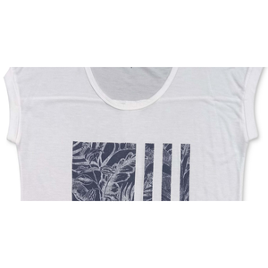 T-shirt bianca da donna Style & Co XXS/XS con grafica bandiera tropicale, in jersey traspirante, vestibilità slim, lunghezza corta - Product Image 2