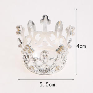 Anillos de Servilleta de Aluminio 'CROWN' Glamurosos con Acabado Dorado Pulido, se Pueden Estilizar de Forma Creativa para Reflejar Temas de Temporada o Festivos - Product Image 5