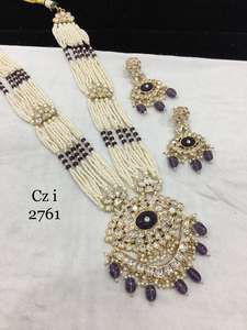 High on Demand Radiant Kundan Mosenite Jewelry <b>Set</b> Featuring a Statement <b>Necklace</b> with <b>Earrings</b> for Weddings Parties - Product Image 5