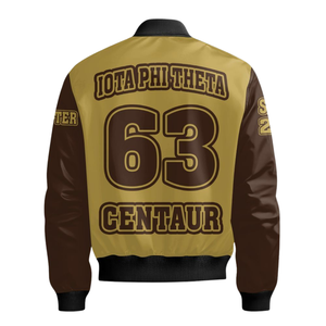 Iota phi theta แจ็กเก็ตซาตินบอมเบอร์1963สีน้ำตาลทองสไตล์นักศึกษาวิทยาลัยปักลายแบบชาวกรีก - Product Image 2