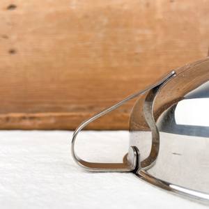 Embudo de Boca Ancha de Acero Inoxidable con Asa para una Transferencia de Líquidos sin Derrames, Diseño Duradero, Ideal para Bares y Uso Doméstico - Product Image 3