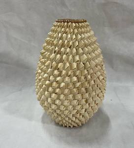 Lámpara Colgante Artesanal de Mimbre de Bambú y Ratán - Product Image 6