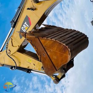 Excavadora Usada Caterpillar CAT390FL con Cucharón, Excavadora de Marca en Venta - Product Image 1