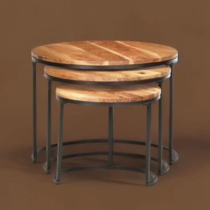 Petite table gigogne en bois avec finition lisse parfaite pour coin de salon et table de bureau - Product Image 1