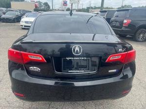 Acura ILX SUV R20 d'occasion 2013, conduite à gauche, intérieur foncé, sièges en cuir, automatique - Product Image 2