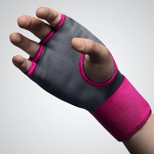 Venta al por mayor de gel acolchado guantes interiores en el precio barato MMA Muay Thai Kickboxing Gel acolchado guantes interiores para Unisex - Product Image 4