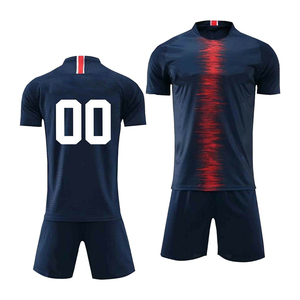 Nouvel arrivage d'uniforme de football avec logo personnalisé pour hommes et logo d'équipe de design unique de haute qualité pour unisexe - Product Image 1