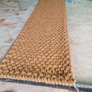 Rollos de alfombra de fibra de coco de calidad superior, alfombrilla de palmera duradera ecológica para Senderos de pavimentación para acampar, 1x10m de Vietnam - Product Image 1