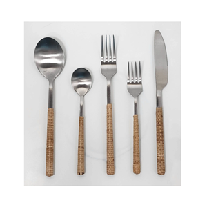 Cubiertos de acero inoxidable, cuchara, juego de cubiertos chapados en plata con mango de ratán, artesanías de diseñador superior, la mejor venta - Product Image 6