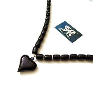 Collier fantaisie en résine perlée avec pendentif cœur, finition brillante, bijoux faits à la main pour toutes les occasions - Product Image 4