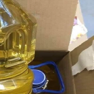 Aceite de Palma orgánico RBD, Grado Alimenticio, larga vida útil y sabor neutro para cocinar, procesamiento de crudo, disponible en botellas de embalaje a granel - Product Image 2