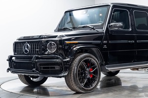 Mejor precio, mejor valor, Mercedes Clase G G 63 AMG 4matic 2022 con llantas de 22 pulgadas Ruedas AMG Forjadas con Diseño de Radios Cruzados en Negro Mate - Product Image 1