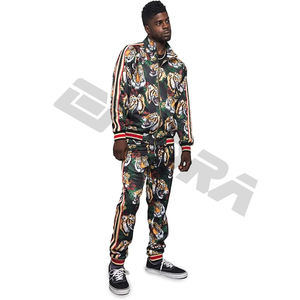 Chándal reflectante de invierno de alta calidad hecho a medida para hombre, ropa informal de talla grande personalizada de fábrica - Product Image 4