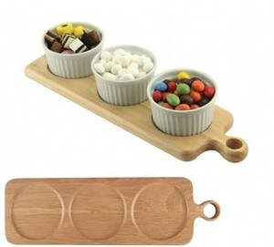 Tabla para servir de madera de caucho con tres secciones, perfecta para servir aperitivos, salsas y salsas, bandeja para servir de madera - Product Image 3