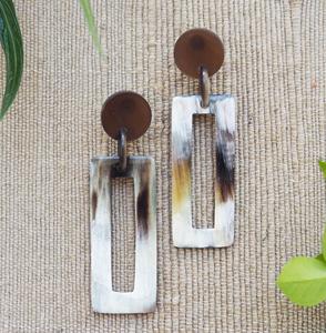 Boucles d'oreilles artisanales en corne de buffle de haute qualité, style classique, très vendues, bijoux en corne de buffle naturelle - Product Image 1