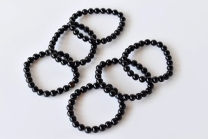 Bracelet en perles d'onyx noir de 8 mm, agate naturelle, boule de cristal, pierre précieuse, chakra, guérison, style bohème, unisexe, cadeau d'anniversaire - Product Image 2