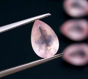 100% Natural tallado pera corte rosa cuarzo buena calidad Rosa piedras preciosas sueltas para la fabricación de joyas al por mayor OEM - Product Image 3