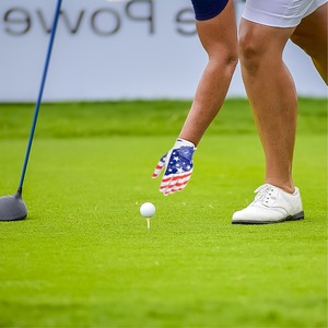 Gants de golf en cuir personnalisables pour hommes et femmes, confortables, toucher doux, adhérence parfaite, cuir véritable pour logo - Product Image 2