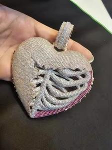 Ensembles de bijoux fins en diamant en forme de coeur de qualité supérieure avec collier pour femmes de style fantaisie à vendre à l'exportation - Product Image 3