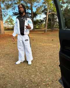 Chaqueta cortavientos transpirable Conjunto cortavientos de dos piezas para hombres Chándales cortavientos al por mayor para mujeres y hombres - Product Image 6