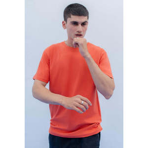 Camiseta para Hombre en Stock, 100% Algodón, Costuras Resistentes, Personalizable, Venta al Por Mayor OEM - Product Image 2