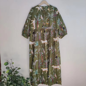 Robe d'été midi avec imprimé de la jungle Trending Long Block Print Deep Neck et String Closure Mini Dress Style - Product Image 1