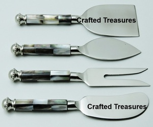 ชุดมีดหั่นเนยด้ามทำจากเรซินสีขาวและแดงทำจากสเตนเลสเป็นมิตรกับสิ่งแวดล้อมตกแต่งโต๊ะแบบจำลองสไตล์ที่ใช้แล้ว - Product Image 5