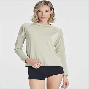 2024 Latest Design Lightweight Women's Rash Guard Customized Logo Printing <b>Low</b> MOQ Sports Wear Factory Direct - Product Image 6