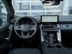 2026 Black New LC 300 Series 3.4d AT 299hp 4WD diesel SUV 5door Leather Interior Left Steering <b>Panoramic</b> Sunroof 360 Rear <b>Camera</b> - Product Image 5