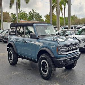 Ford Bronco Big Bend Advanced 2023 de 4 Puertas y Tracción en las 4 Ruedas - Product Image 1