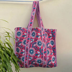 Handmade Quilted Cotton Large <b>Beach</b> Tote <b>Bags</b> for <b>Women</b> Available in Bulk Wholesale with Zipper Closure for Retailers - Product Image 6