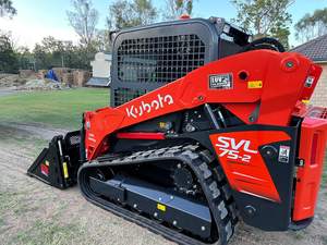 Kubota รถตักขนาดเล็ก SVL65-2ลื่นไถลด้วยข้อต่อไฮดรอลิกแบบเร็วและห้องโดยสารสำหรับโครงการก่อสร้าง - Product Image 6