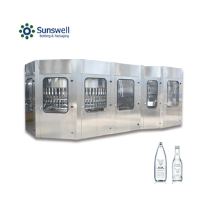 <span class=keywords><strong>A</strong></span> <span class=keywords><strong>a</strong></span> <span class=keywords><strong>Z</strong></span> Proyecto Llave en Mano Máquina de Llenado de Agua Máquina de Llenado y Tapado de Agua Embotellada - Product Image 1