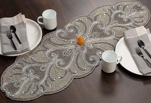 เสื่อคริสต์มาสถักแบบหรูหราสำหรับงานแต่งงานหรือใช้ในบ้านผ้าปูโต๊ะลายปักลูกปัดใบไม้ทำด้วยมือ - Product Image 4