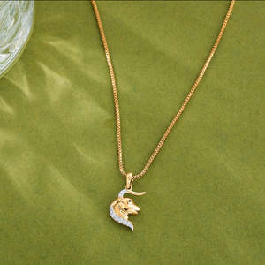 Collar con Colgante de Diamante del Zodiaco Tauro - Product Image 1
