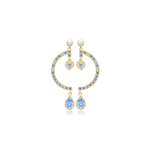 Pendientes de tuerca de araña de plata con diseño de corazón de piedra Aguamarina de Plata de Ley 925 - Product Image 1