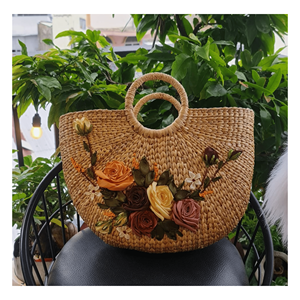 Bolso de Jacinto de Agua, fibra natural de jacinto de agua, adecuado para bolsos de estilo de vida y uso casual, Vietnam - Product Image 6