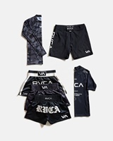 Tenues d'entraînement pour hommes : vêtements de sport, t-shirts et shorts de compression pour la gym, ensembles de fitness