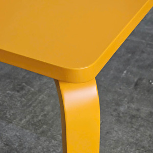 Mesa Plegable de Madera de Caucho con Diseño Minimalista y Tapa Cuadrada, 60x60x28cm, para Uso en Exteriores, Parques y Jardines de Infancia - KGD014 - Product Image 6