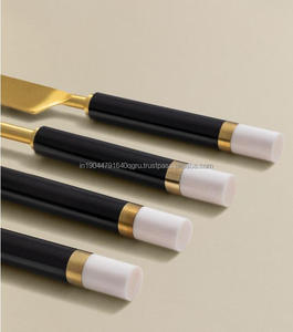 Vente chaude Métal Doré Couverts Avec Noir Blanc Poignée Couverts Ensemble pour Fête De Mariage Restaurant Hôtel - Product Image 4